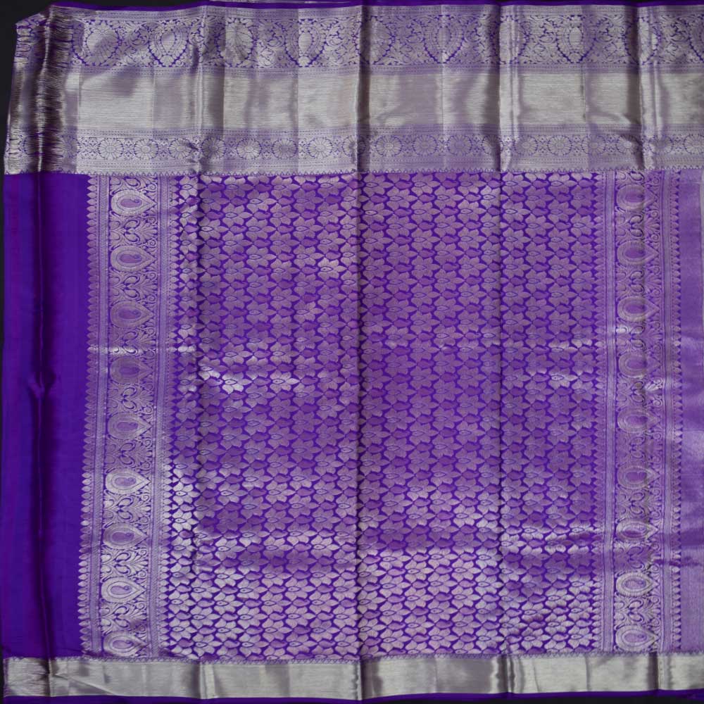 Lustrous Lavender Beauty: Silver Zari Kanjivaram Silk Saree